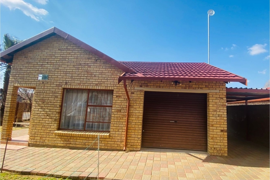 3 Bedroom Property for Sale in Mandela View Free State